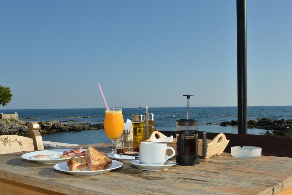 Coral Hotel Frangokastello Eksteriør billede